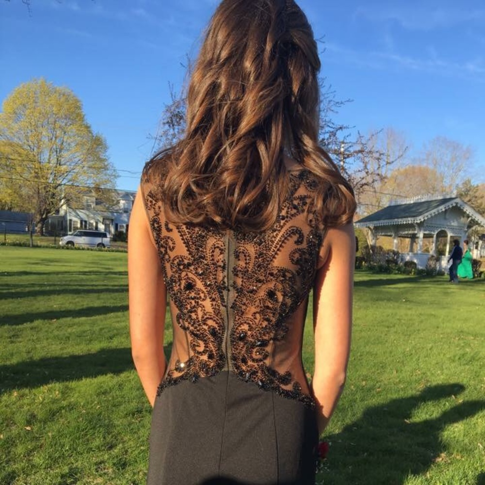 Black prom dress